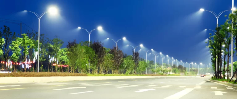 Commercial LED Outdoor Lighting: Complete Guide to Technology, Benefits, and Real-World Applications
